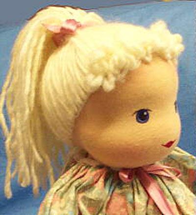 Мастер-класс по вальдорфской кукле. Вальдорфская кукла своими руками. Как сшить куклу. Выкройка куклы. Шьем куклу своими руками. Как сшить вальдорфскую куклу. Как сшить полезную куклу для ребенка. Как сделать кукле волосы. Как сделать кукле парик.