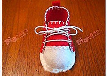 Как сшить обувь кукле. Как сшить кеды для игрушки. diy doll shoes