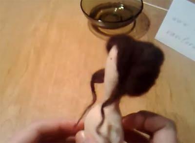 Как сделать волосы кукле. Сухое валяние. Мастер-класс.