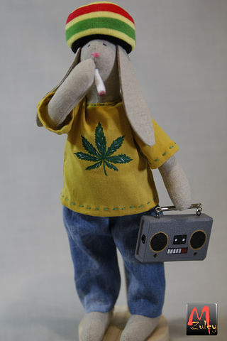 зайчик ручной работы, игрушка ручной работы, handmade toys, текстильный зайчик, handmade bunny, Bunny toy, идея к пасхе, пасхальный декор, тильда, одежда для игрушек, idea for easter, easter decor